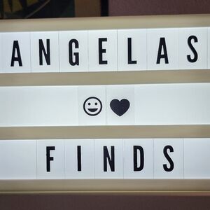 Meet your Posher, Angela